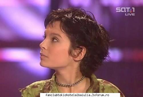 poveste din trei cuvinte plecat...