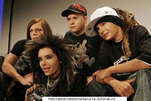 revolutia tokio hotel dap trist asa putut merg dupa vreau aici acasa romania