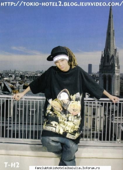 tom kaulitz`s own song tom zis intrun cantata anume lucas