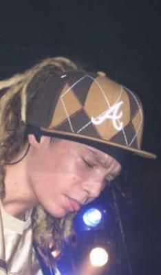 have some fun with tom looook              