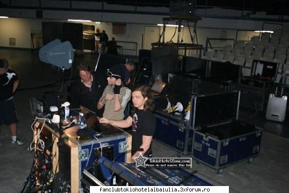 zimmer 483 tour [backstage picz]: ostrava