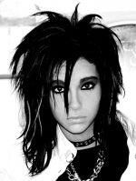parere prietenii familia vostra despre bill kaulitz? pai...in familia mea snt numa' zice fata shi
