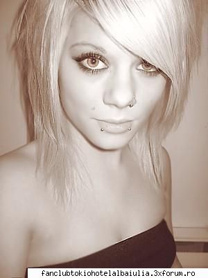 EMO:x:x:x:x:x - euh...imi place stilull emo....si emo boys sunt - OFF-TOPIC