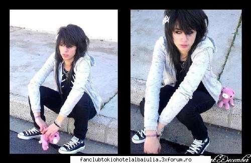 EMO:x:x:x:x:x - bite_me_slow - OFF-TOPIC