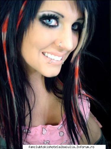 EMO:x:x:x:x:x - asta e preferata mea - OFF-TOPIC