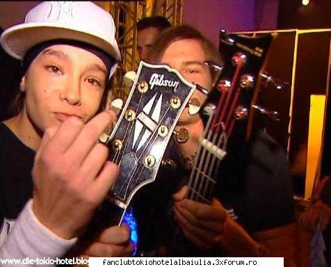 Have some fun with Tom ( poze+comentarii ) - TUTUROR FANILOR RBD - TOM