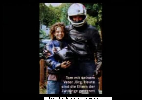 tom cu dredurile scurte :) have some fun with tom ( )