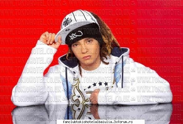 Ma gandesc tot timpul la fete! - on afemeiat......(bored) - TOM