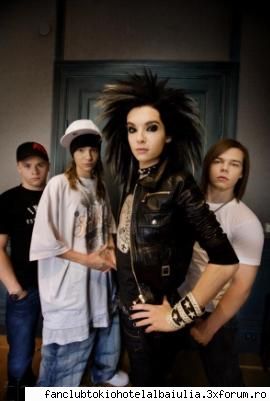 Me...my familly...and him. - ador fikul asta ...next - FAN-FICURI