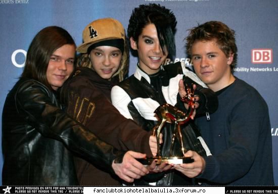 Premii castigate - Tokio Hotel au castigat premiul Bambi - TOKIO HOTEL