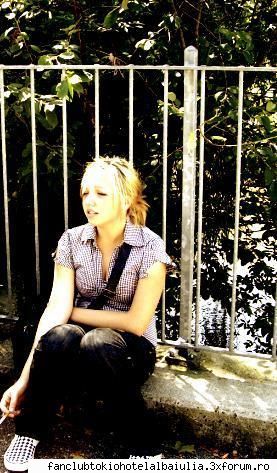 Prietena lui Tom - e din romania=)) - deea_th - TOM