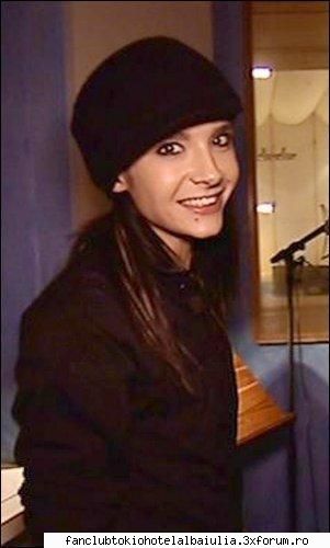 Revista dedicata Tokio Hotel - eu am cautat-o si nu a aparut (asa imi spun cei - TOKIO HOTEL