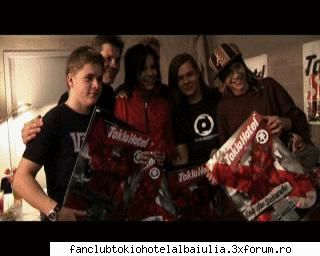 Tokio hotel on there way down? - asa e presa face multe speculatii si - TOKIO HOTEL