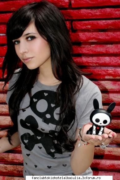 ...because l`m just a normal boy - Helena Kaulitz � este sora mai mare a celor doi - FAN-FICURI