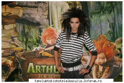 bill imprumuta vocea sa unui personaj dintun film - Alexandra - BILL